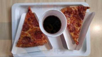 Dominos Pizza, Kringlan food