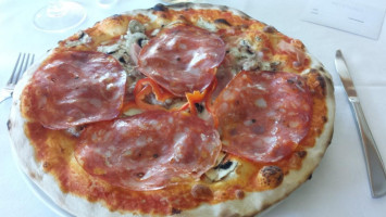 Pizzeria D'azeglio food