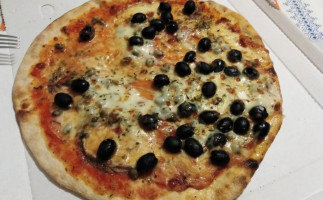 Giò Pizza And More food