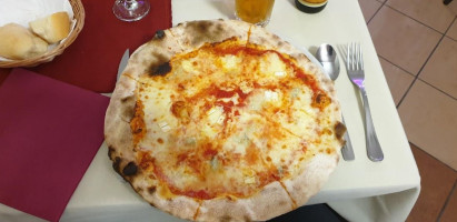 Fortuna Bar Ristorante Pizzeria food