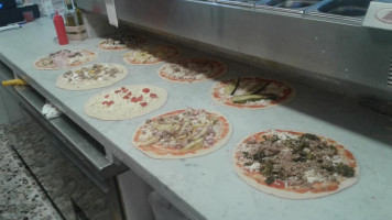 Pizzeria Zolino food