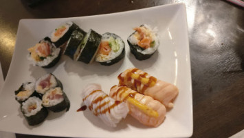 Towa Sushi inside