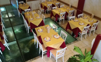 Cinese Acquario Sushi Servizio Da Asporto inside