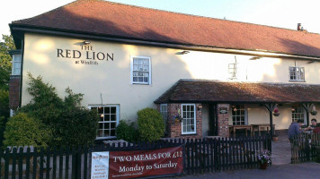 Red Lion Winfrith food