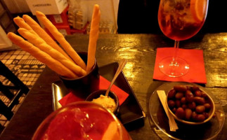 Altrove Wine&dine food