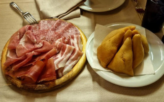 Al Borgo Antico food