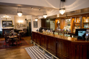 The Cross Keys food