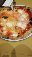 Pizzeria Masaniello food