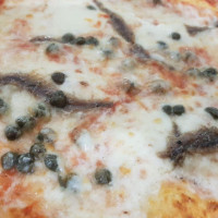 Pizzeria La Fortuna food