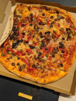 Domino's Pizza Minde food