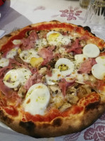 Pizzeria Le Quattro Stagioni food