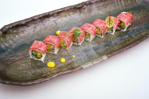 Sushi Ono food