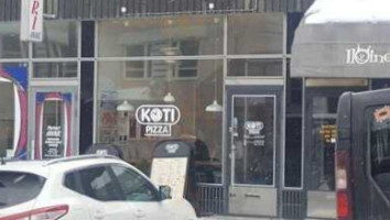 Kotipizza outside