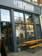Real Ales Taproom outside