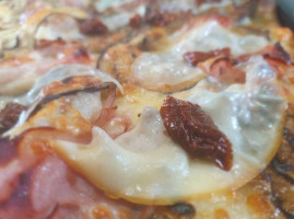 Pizza In Piazza Marino food