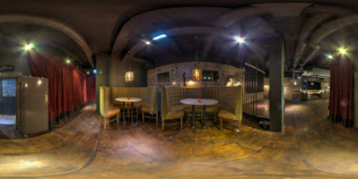 Revolution Bar - Leadenhall inside