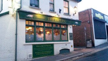 The Fat Pig Freehouse food