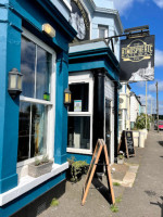 The Atmospheric Railway Inn outside