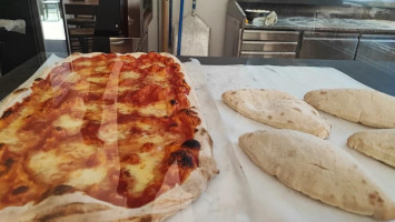 L'agriforno Pizzeria Rosticceria E Prodotti Da Forno Montepaone food