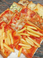 Pizzeria Lindoro food