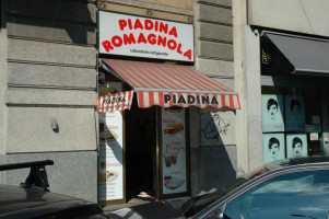 Piadina Romagnola outside