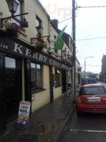 Kerry Coast Inn outside