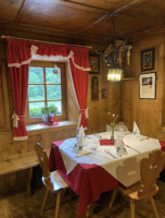 Rifugio Genziana inside