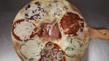 Pizza Fantasy Di Toparini Simona C food