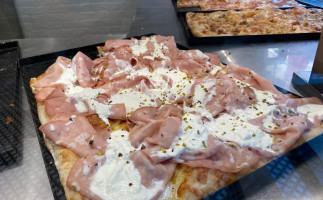 Alice Pizza San Vittore food