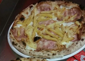 Pizzeria D Asporto Reginella food
