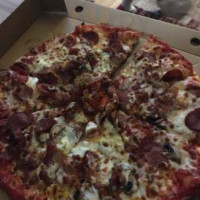 Monroes Pizza Pizza food