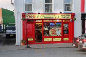 Claudio's Take-away Pizzeria outside