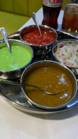 Melad Tandoori Indian Takeaway food