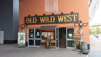 Old Wild West outside