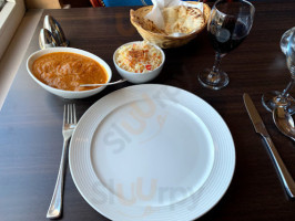 Shahee Tandorri Indian food