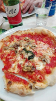 Antica Pizzeria Prigiobbo food