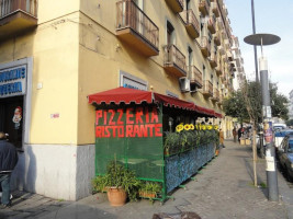 Pizzeria Scugnizzo Trattoria food