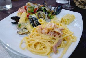 D'annarè Napoli In Tavola food
