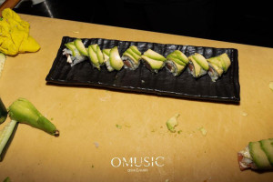 Omu Sushi food