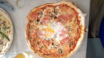 Spizzipizza Di Stefano Mulas food