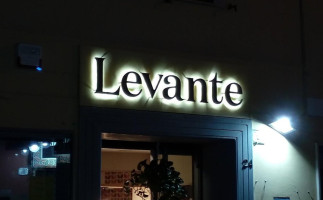 Levante Caffé Letterario outside