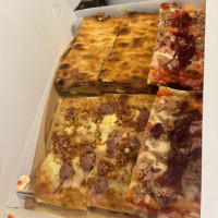 Nebula Pizza Al Taglio food