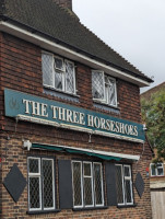 The Three Horseshoes Feltham food