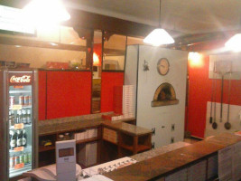 Pizzeria Monica inside