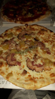 Melagusto Pizzeria food