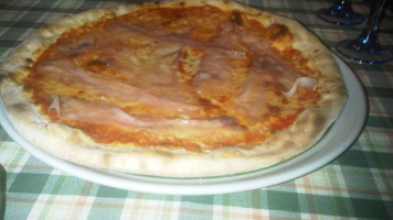 Pizzeria La Lanterna food