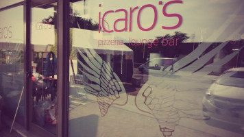 Icaro's Pizzeria Lounge food