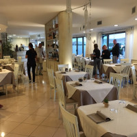 Pizzeria L'approdo food