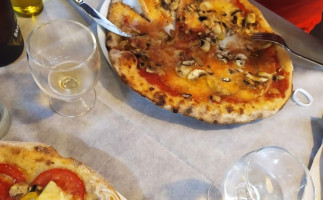 Carlo Magno Trattoria E Pizzeria food
