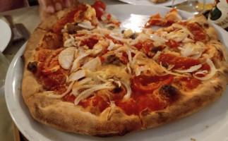 A’ Maidda Palermo Pizzeria food